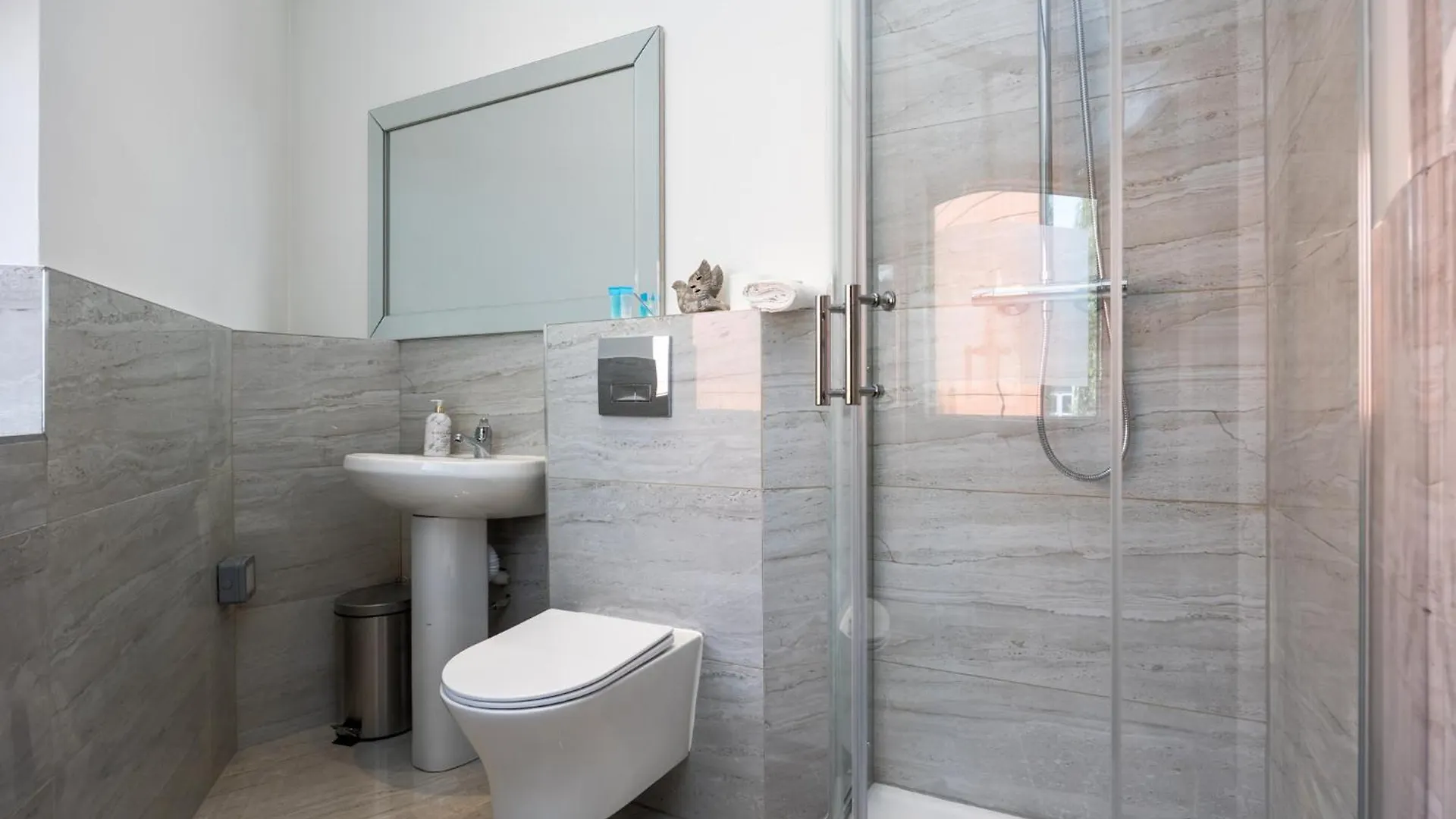 3 Bed In Dublin City Centre 10Min To Spire דירה